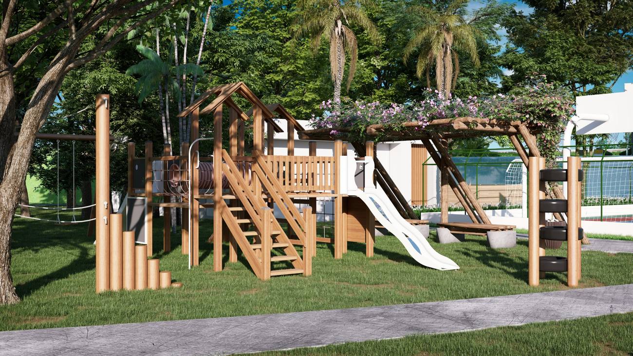 Playground de madeira com escorregador